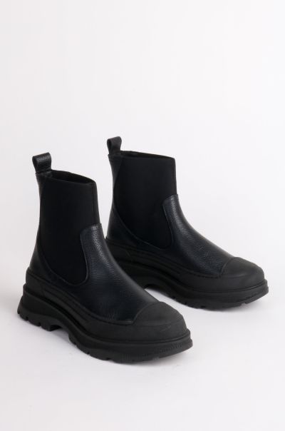 Women Court Lug Sole Platform Boot Boots Intentionally Blank