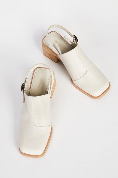 Women Intentionally Blank Clogs Marty 2 Mule Natural Sole