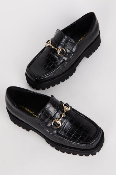 Women Intentionally Blank Icon Collection Hk-2 Vegan Lug Sole Loafer