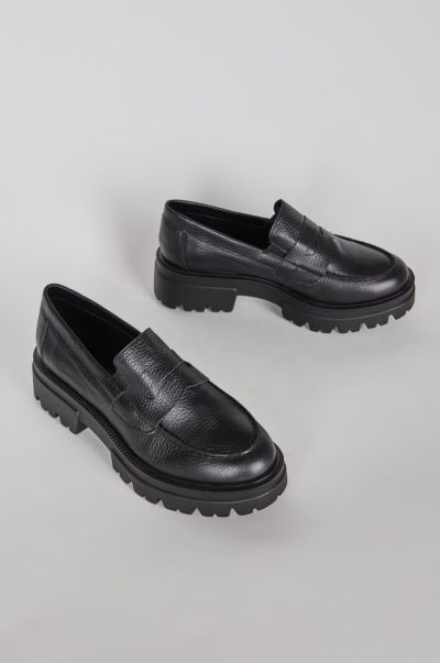 Intentionally Blank Trio Lug Sole Oxford Loafers Women