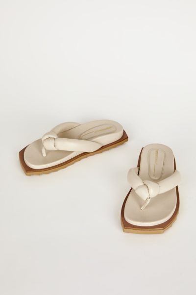 Women Intentionally Blank Goody Sandal Natural Sole Sandals